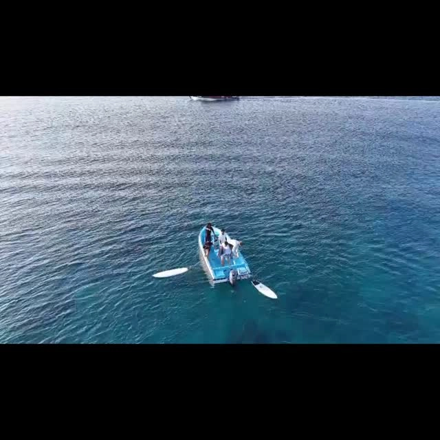 Surf to the end of your life !!!
Surfing 🏄🏻‍♂️ trip on yacht Fascination 

#maldives #fascinationmaldives #awavetravel #surf #surfing🏄