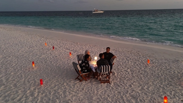 One night on a desert island in the Maldives !!
Private dinner on the desert island, feet in the sand !! Chef food !! Sunset cocktails !!

www.fascinationmaldives.com 

#sandbeachdinner #specialdinner #desertislanddinners #maldives #familytime